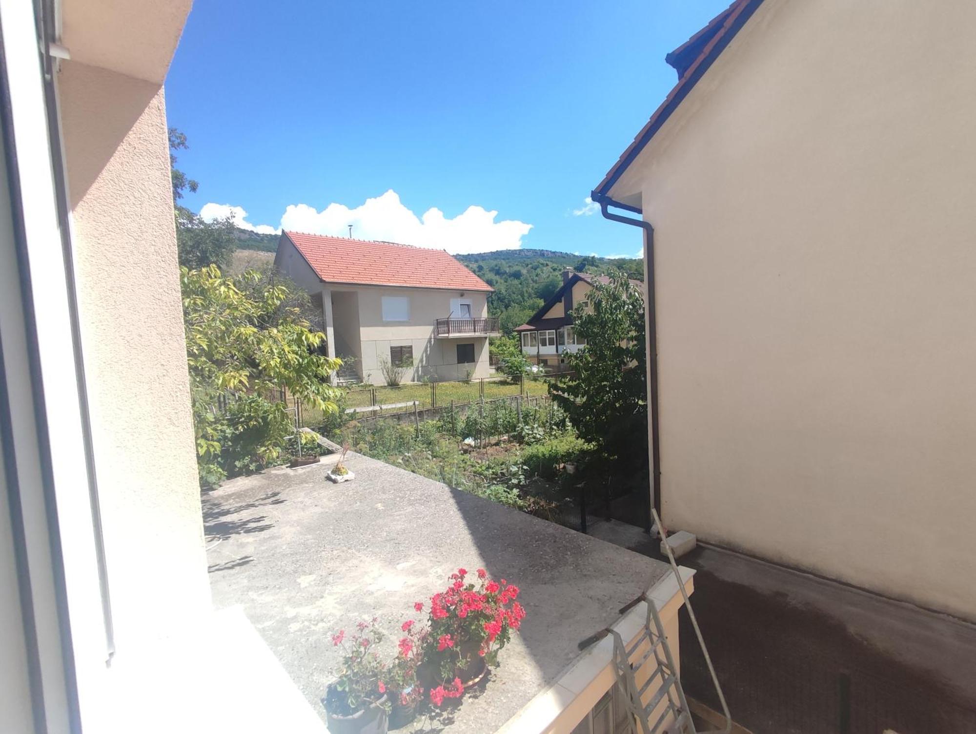 Apartman Bor Livno Exteriör bild
